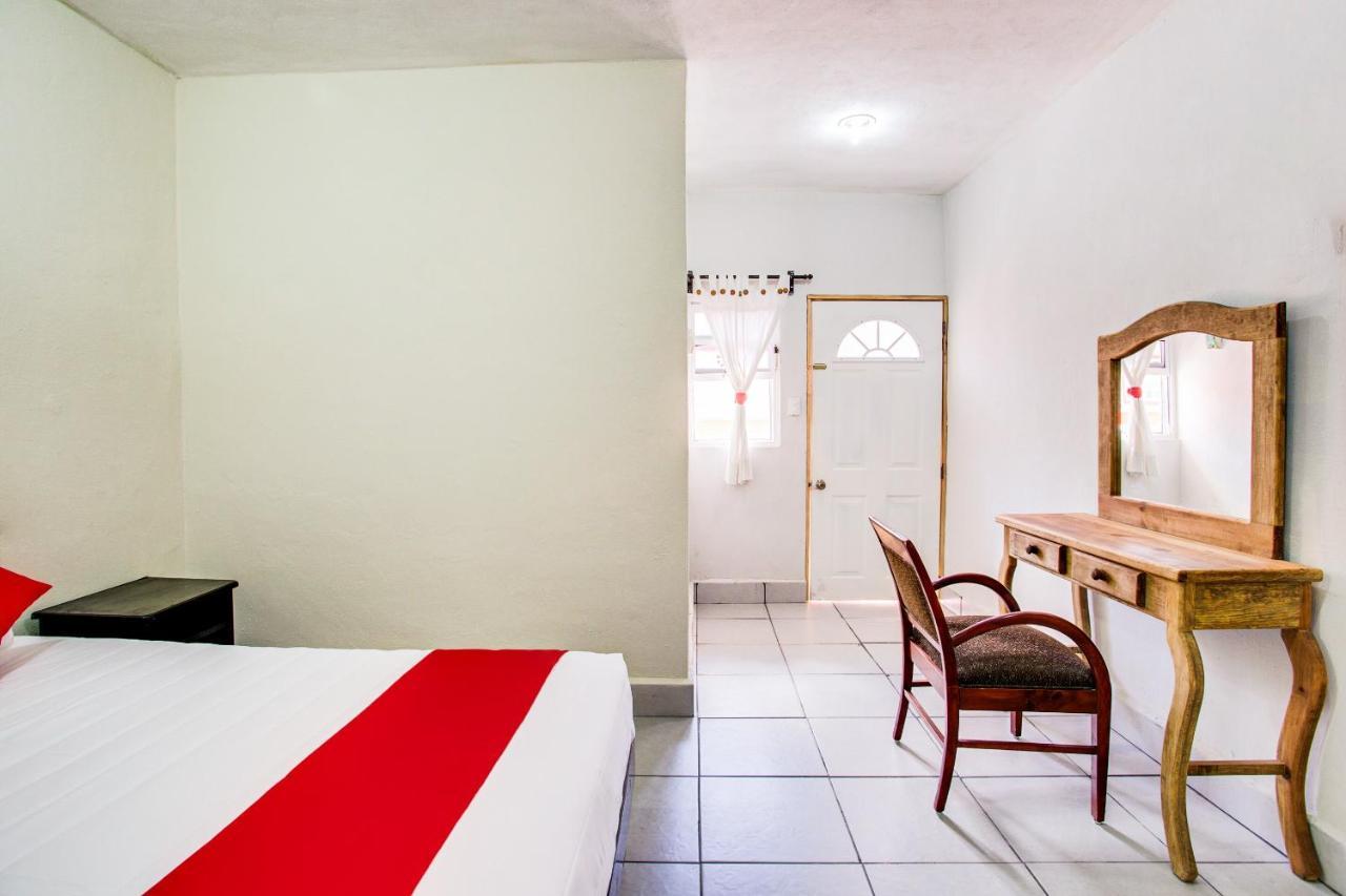 Oyo Hotel Addy Tulum Exterior photo