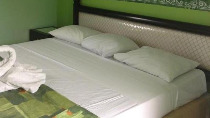 Oyo Hotel Addy Tulum Exterior photo