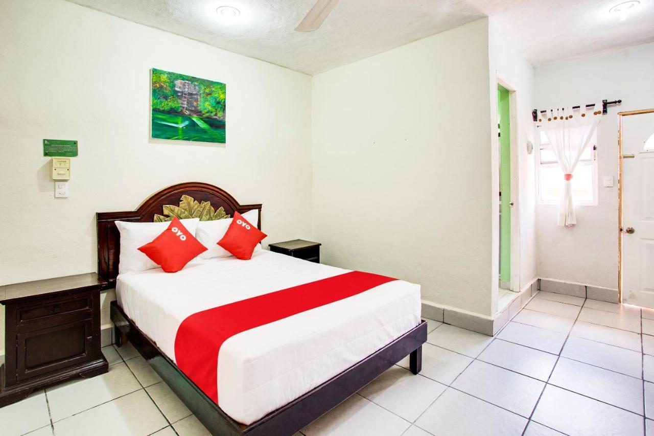 Oyo Hotel Addy Tulum Exterior photo