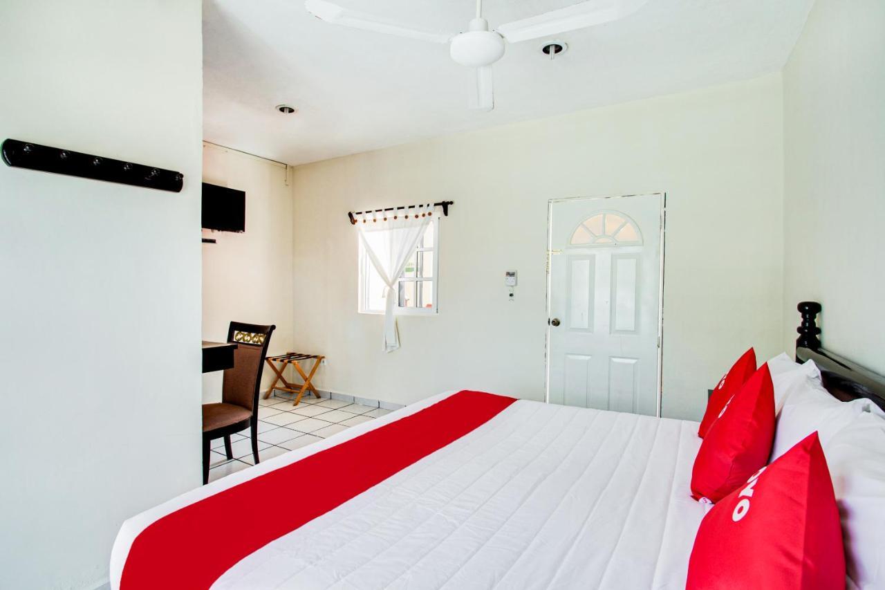 Oyo Hotel Addy Tulum Exterior photo