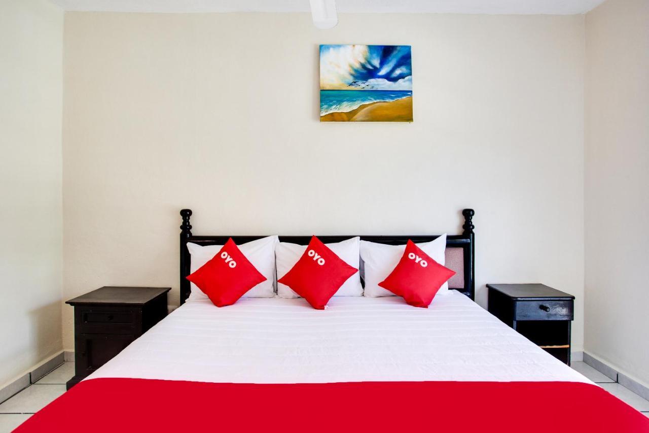 Oyo Hotel Addy Tulum Exterior photo